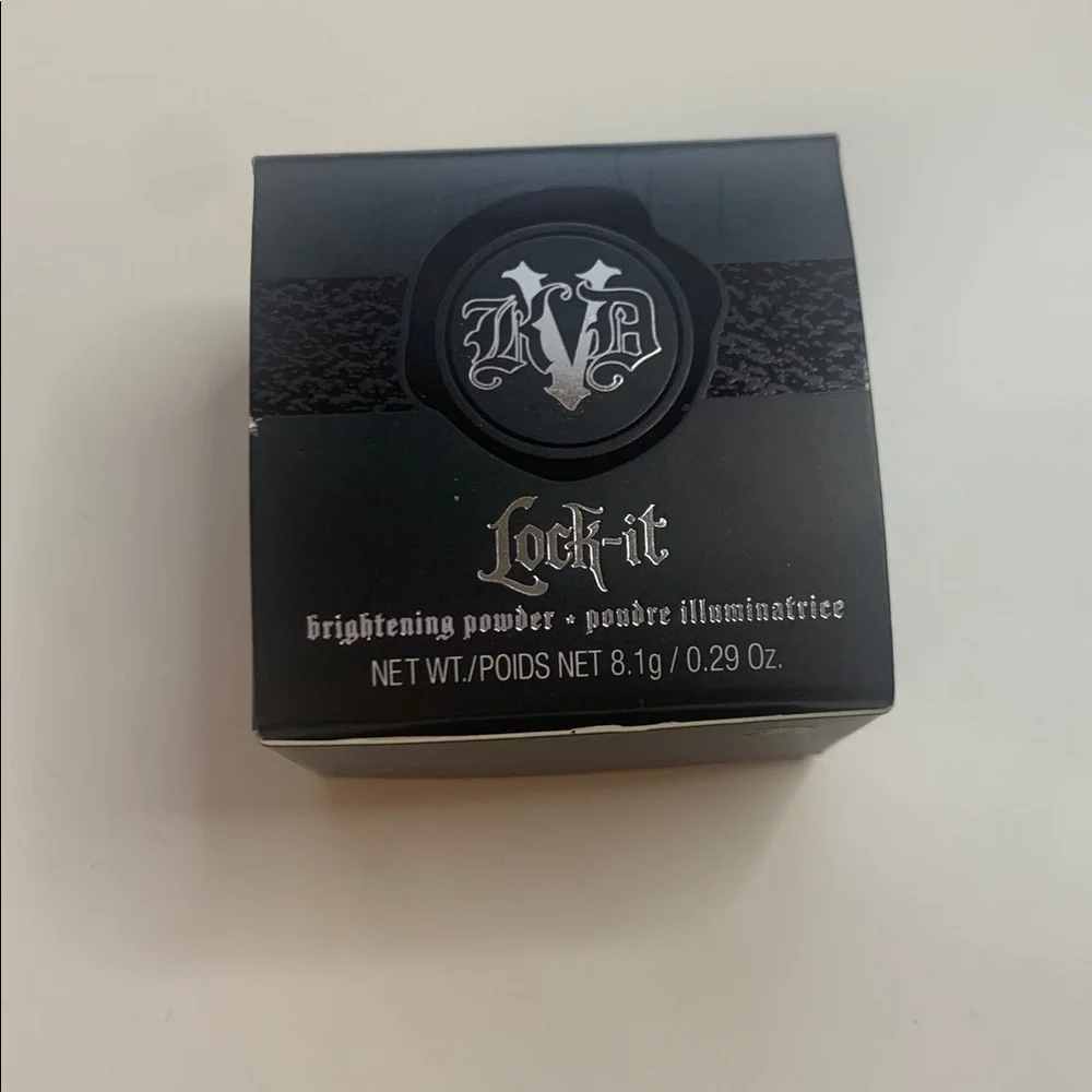 KVD Lock-It Brightening Powder